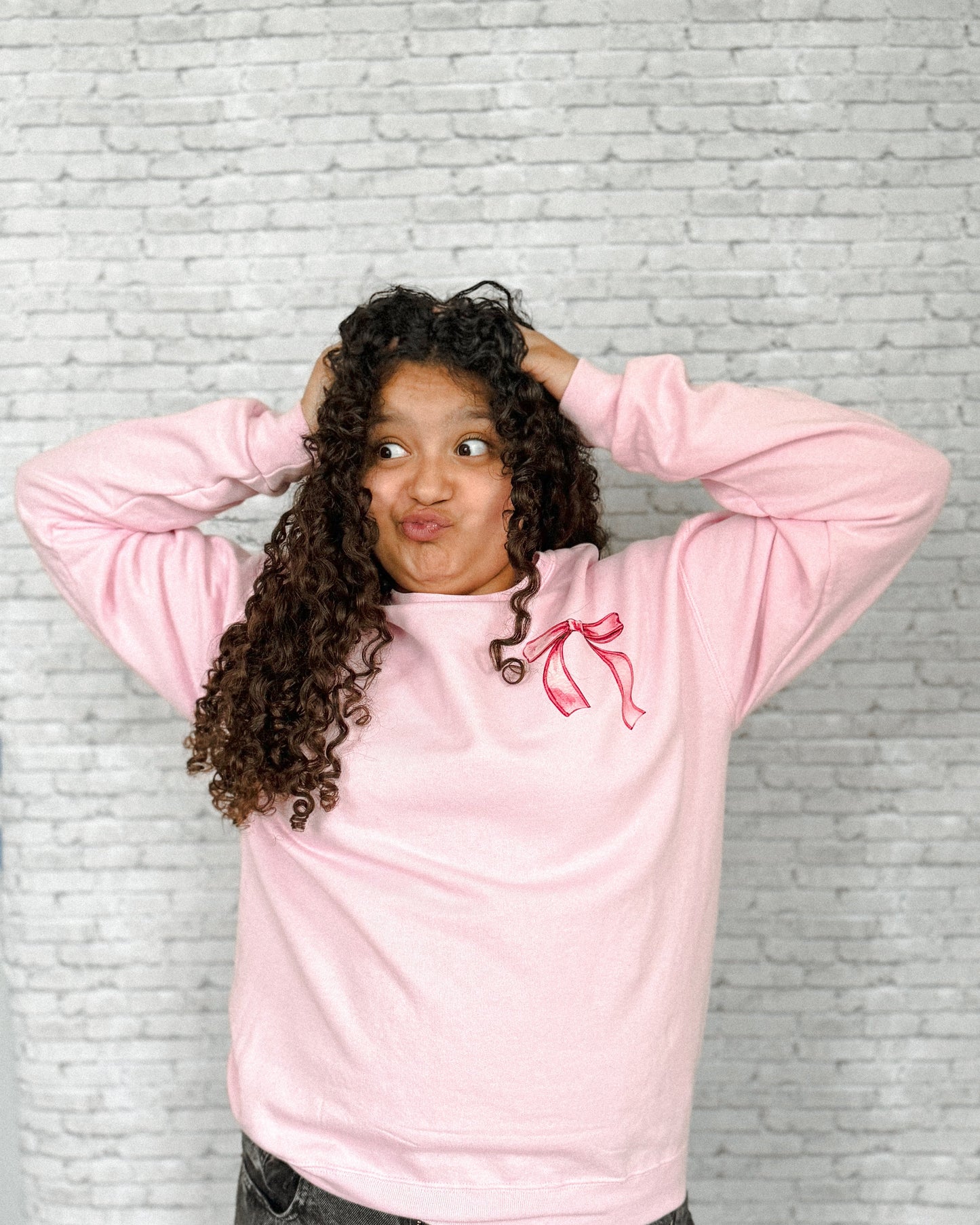 *PRE - ORDER* God says I am - Sweater